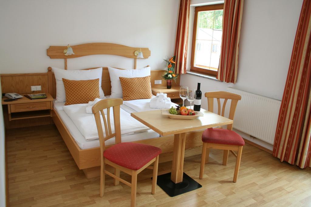 Hotel Alpenrose Muehlbach Am Hochkoenig Rom bilde